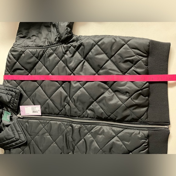 Women's Wild Fable Light Weight Quilted Winter Jacket Black in Color Size Medium - Picture 5 of 10
